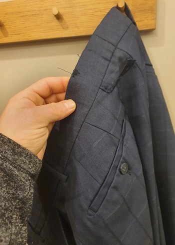 Gri Düğmeli Erkek Takım Elbise Ceket son fotoda kusur belirttim - Görsel 3