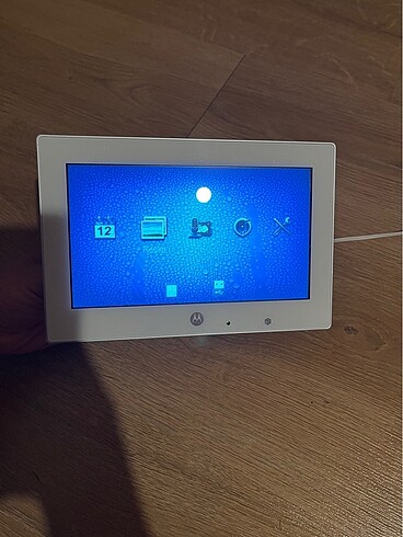 Motorola MFV 702 Çift Kameralı