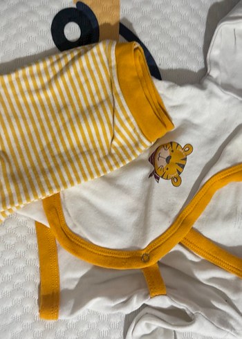 Pamuklu Beyaz Uzun Kollu Bebek Tulumu - Görsel 5