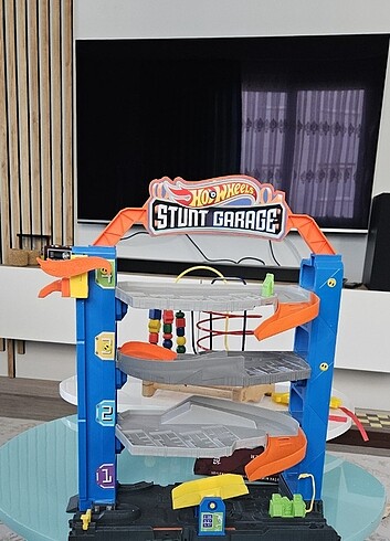 Beden Hotwheels garage