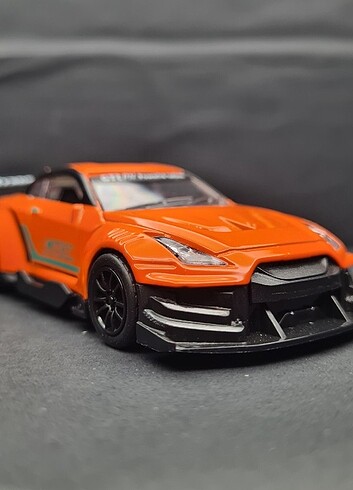 Metal Nissan GT-R 