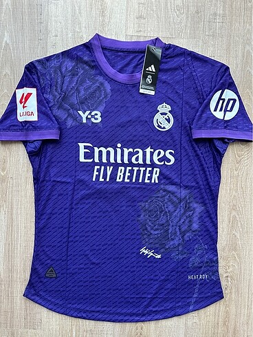 Real Madrid 2023/24 Dördüncü Forma Bellingham