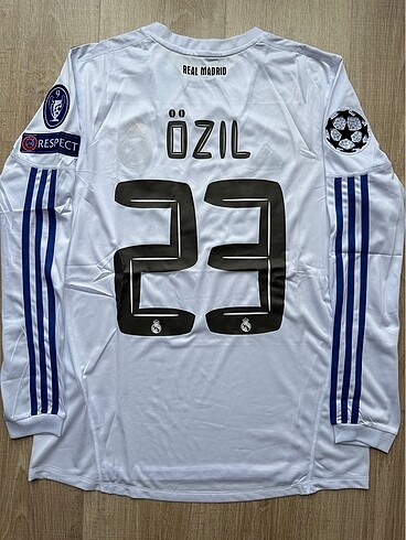 Real Madrid 2010/11 İç Saha Mesut Özil