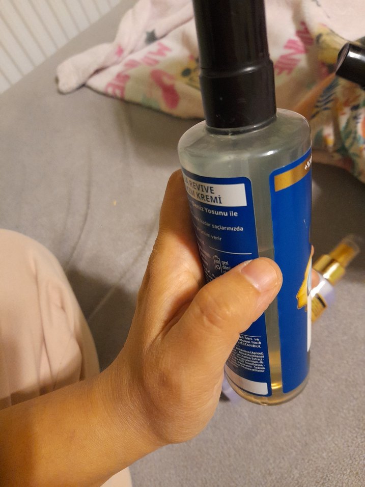 Gliss Aqua Revive ve Restorex Saç Bakım Spreyleri sıvı krem - Görsel 3