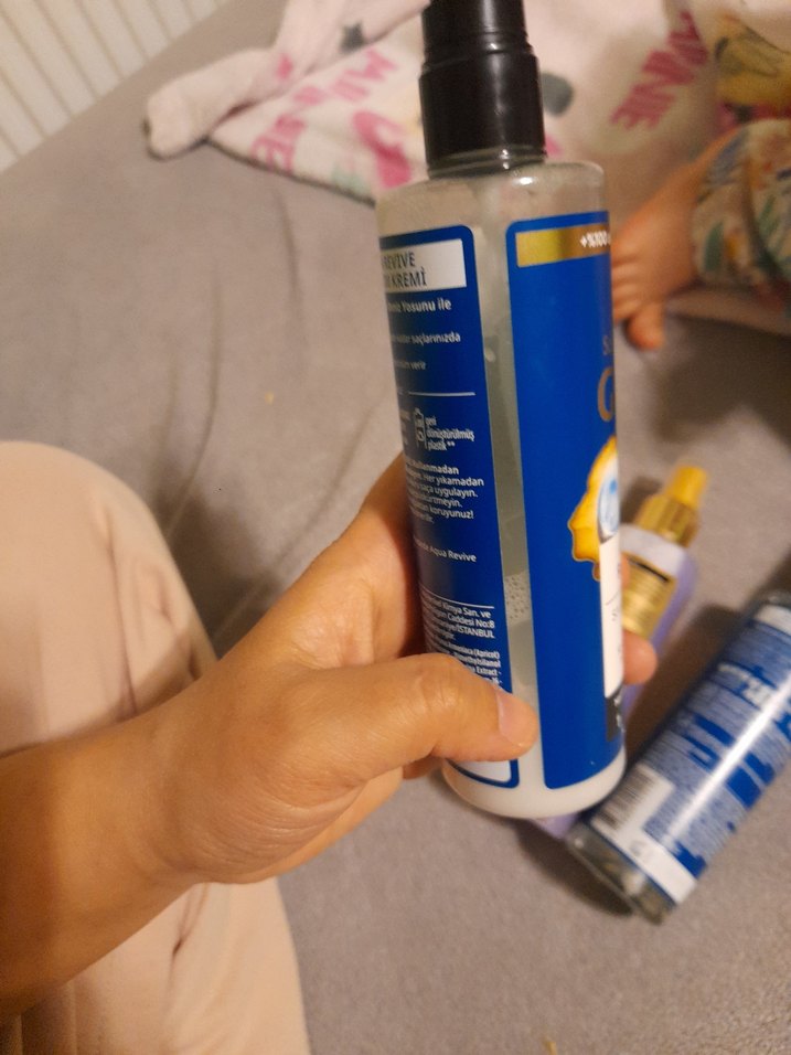 Gliss Aqua Revive ve Restorex Saç Bakım Spreyleri sıvı krem - Görsel 4