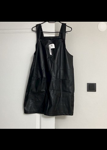 Siyah Deri Midi Askılı Kemerli Kadın Tulum - Görsel 3