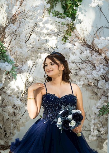 İnce Askılı Lacivert Nakışlı Uzun Abiye - Görsel 2