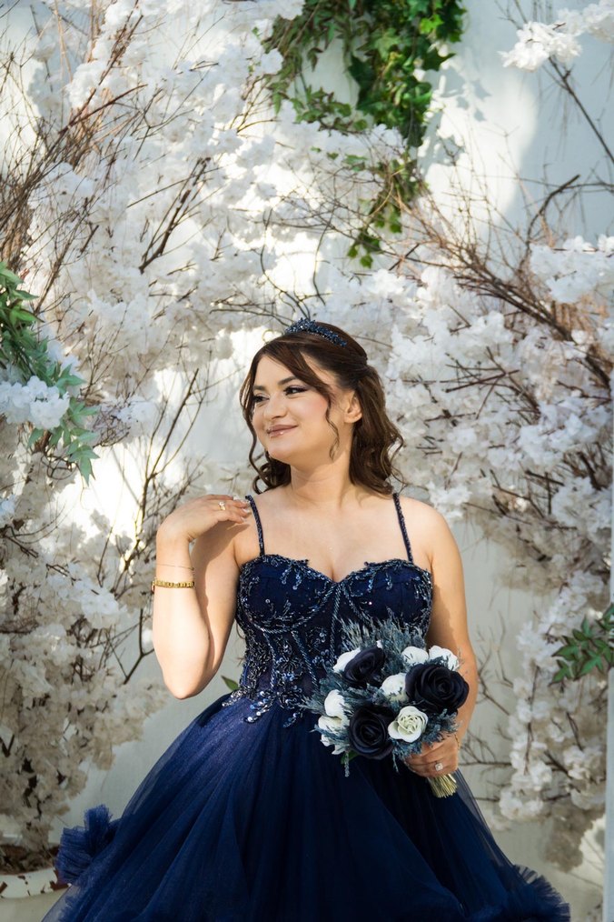 İnce Askılı Lacivert Nakışlı Uzun Abiye - Görsel 2