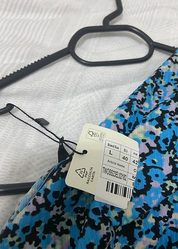 Mavi Çiçek Desenli Yarım Kol Elbise - Görsel 2