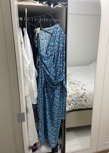 Mavi Çiçek Desenli Yarım Kol Elbise - Görsel 5