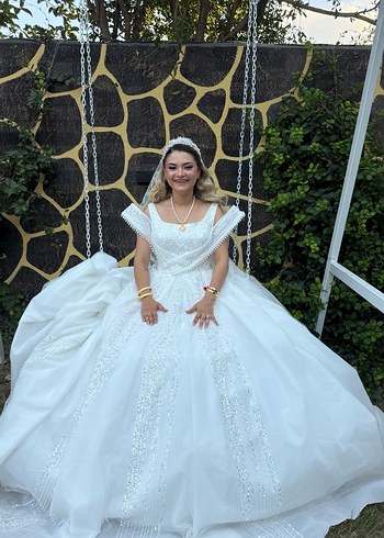 Klasik Prenses Beyaz Gelinlik - Görsel 3