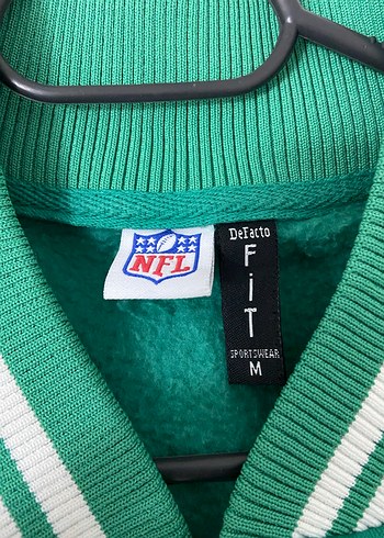 Yeşil Düğmeli Kadın Spor Ceket - Görsel 3