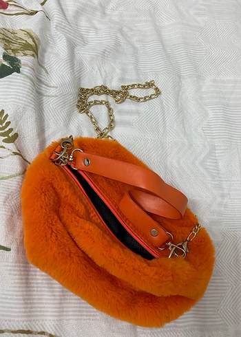 Turuncu Kürklü Kadın Omuz Çantası - Görsel 3