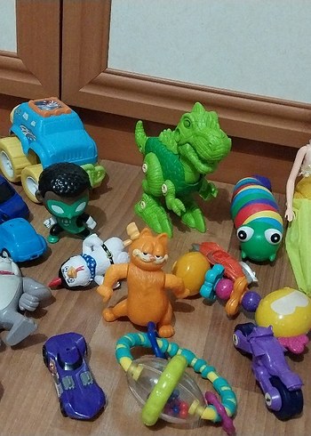 Renkli Karışık Oyuncak Seti - Görsel 2