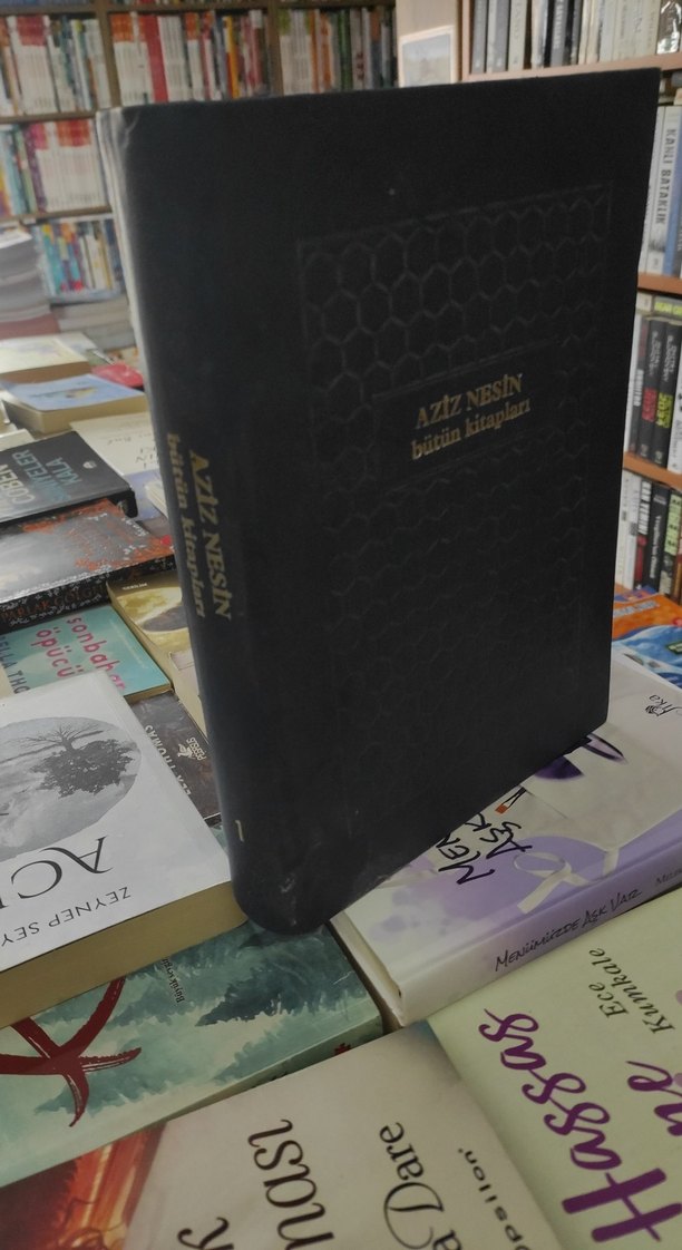 Aziz Nesin Bütün Kitapları Seti 10 Cilt - Görsel 2