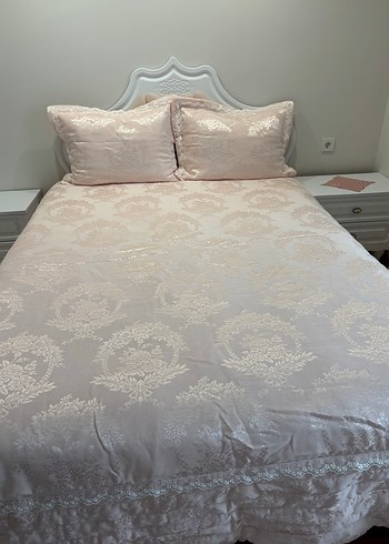 Pembe Yatak Örtüsü - Görsel 5