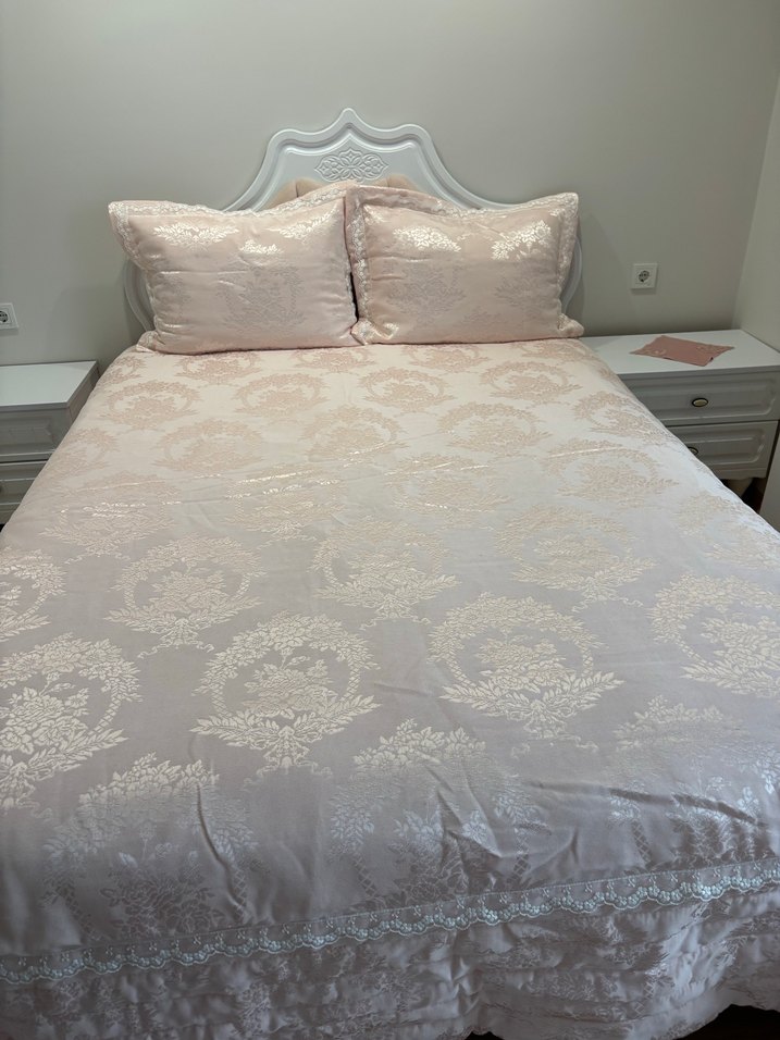 Pembe Yatak Örtüsü - Görsel 5