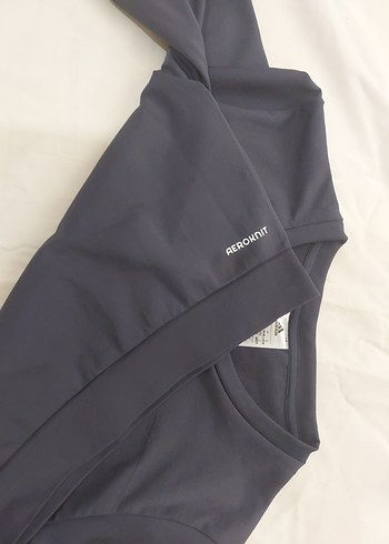 adidas 0 Lacivert Uzun Kollu Crop Üst - Görsel 6