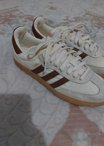 Adidas spor ayakkabi