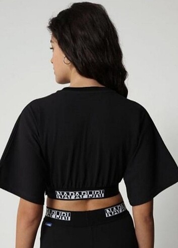 Napapijri Napapijri crop tshirt