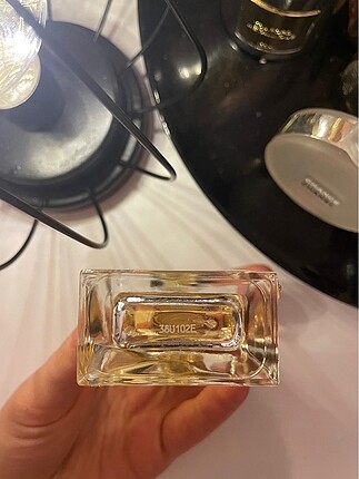  Beden Yves Saint Laurent Libre