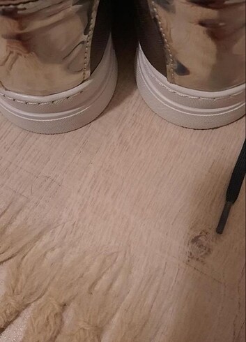 39 Beden Sneaker ayakkabı