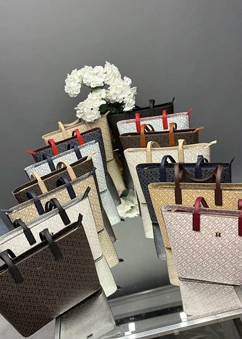 Gri Beyaz Dantel Detaylı Kadın Çanta