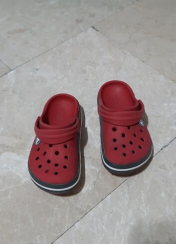 Crocs terlik 