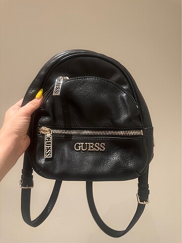 Guess sırt çantası