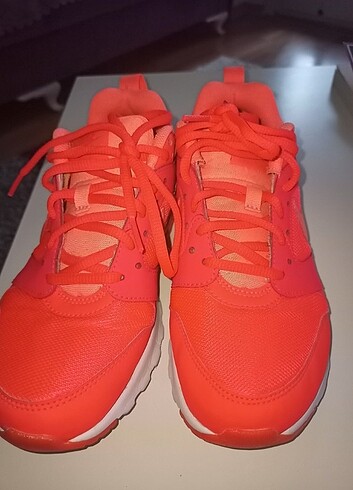 Orijinal Nike 