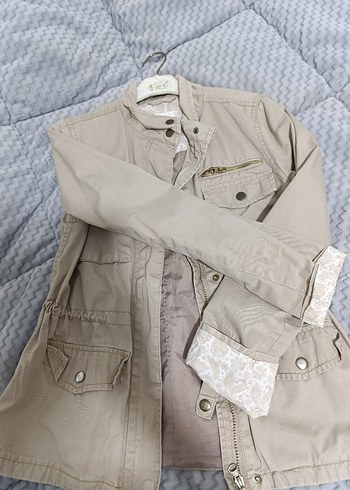 Bej Düğmeli Kadın Ceket - Görsel 4