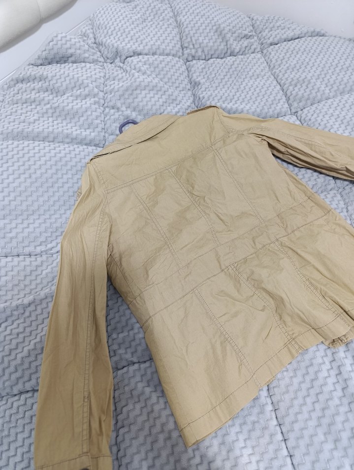 Düğmeli Bej Kadın Ceket - Görsel 2