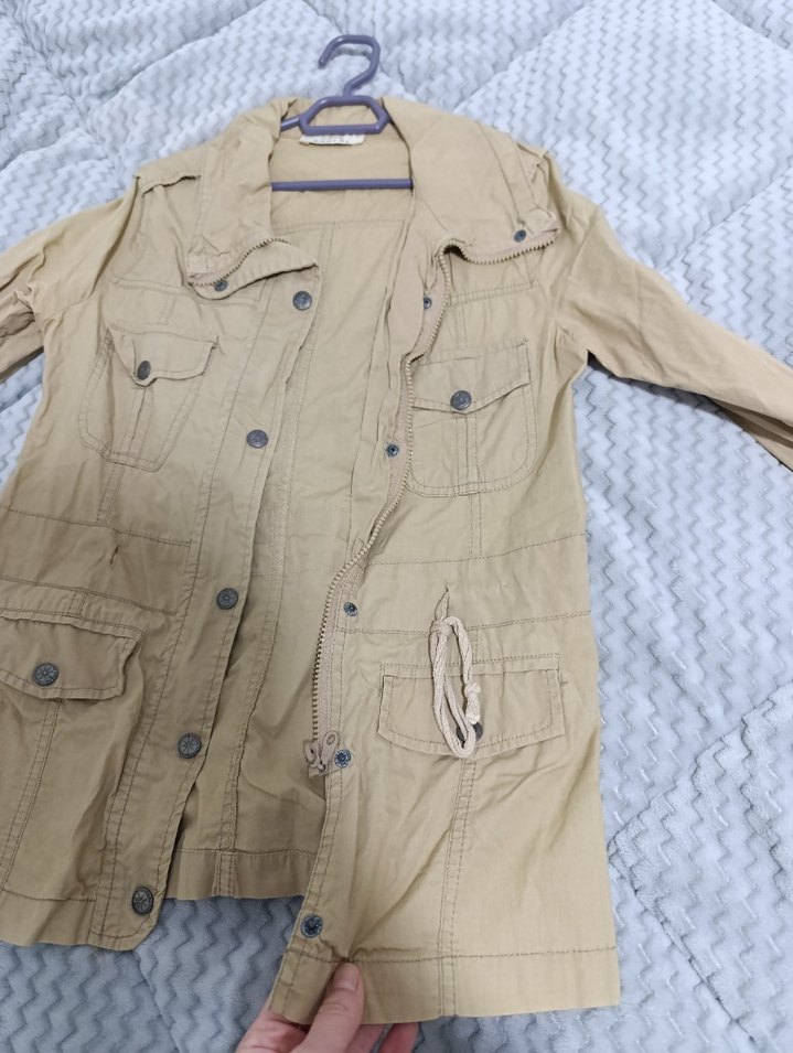 Düğmeli Bej Kadın Ceket - Görsel 4