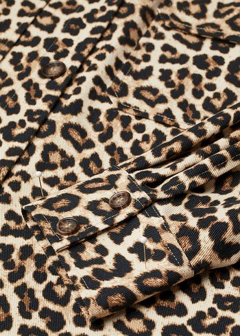 Leopar Desenli Düğmeli Kadın Gömlek - Görsel 2