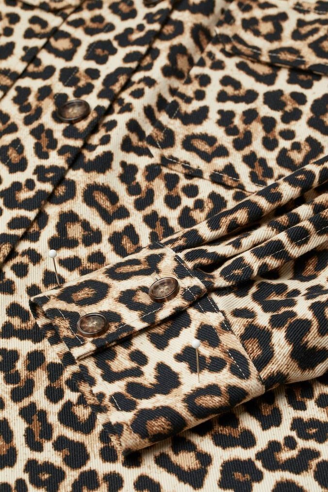 Leopar Desenli Düğmeli Kadın Gömlek - Görsel 2