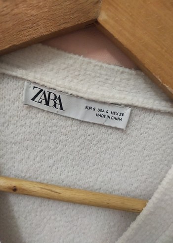 zara taşlı hırka - Görsel 4