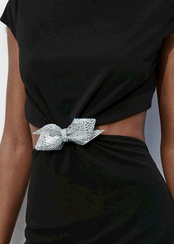 Kadın Siyah Taşlı Fiyonk Detaylı Elbise - Görsel 3