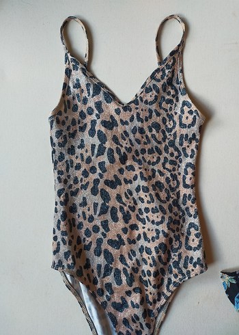 Topshop leopar desenli parlak bodysuit
