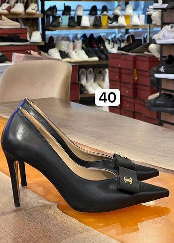 Siyah Stiletto Topuklu Kadın Klasik Ayakkabı - Görsel 2