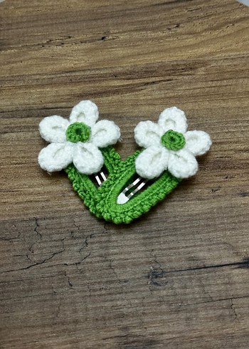 Çiçekli Örgü Çocuk Toka Seti - Görsel 2