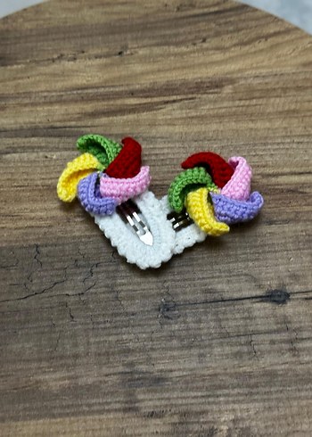 Renkli Nakışlı Örgü Çocuk Toka - Görsel 2