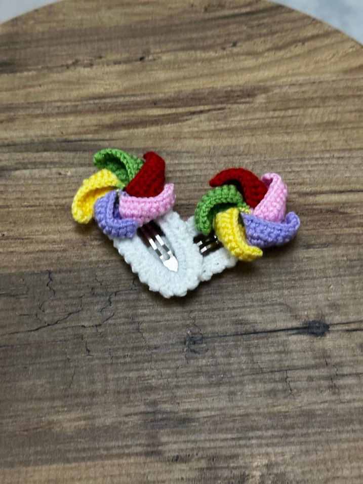 Renkli Nakışlı Örgü Çocuk Toka - Görsel 2