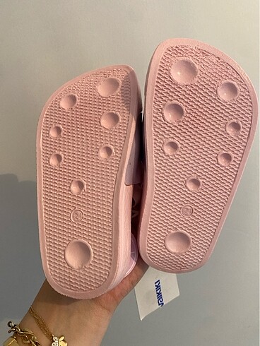 LC Waikiki Kız bebek terlik sandalet