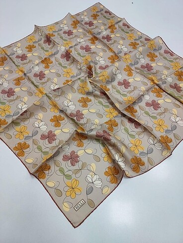 Armine BELLİ twill ipek eşarp