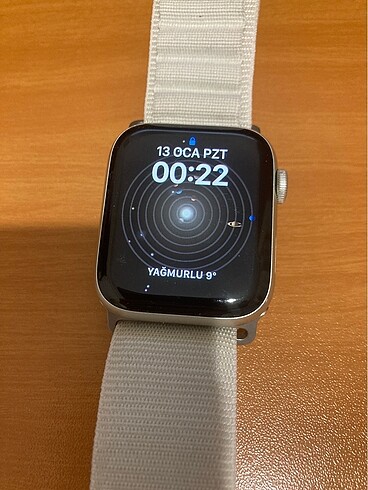 Apple Watch SE2 44mm Starlight