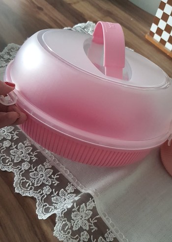 Pastel Pembe Kek Kapaklı Saklama Kabı
