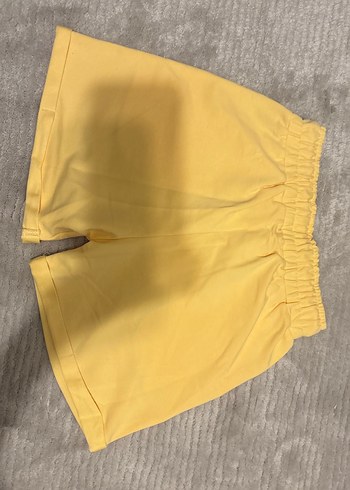 Kadın Sarı Yüksek Bel Mini Şort - Görsel 2