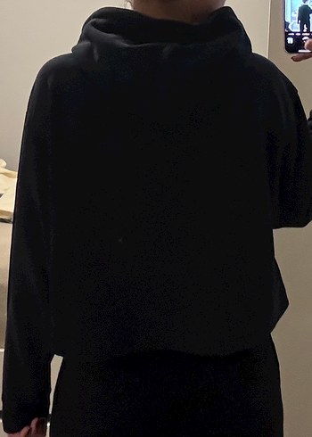 Siyah Kapüşonlu Baskılı Kadın Crop Sweatshirt - Görsel 3