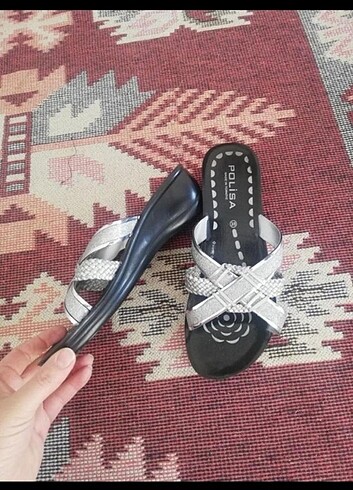 Zara Kadın terlik