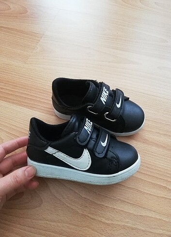Nike Erkek cocuk spor ayakkabı